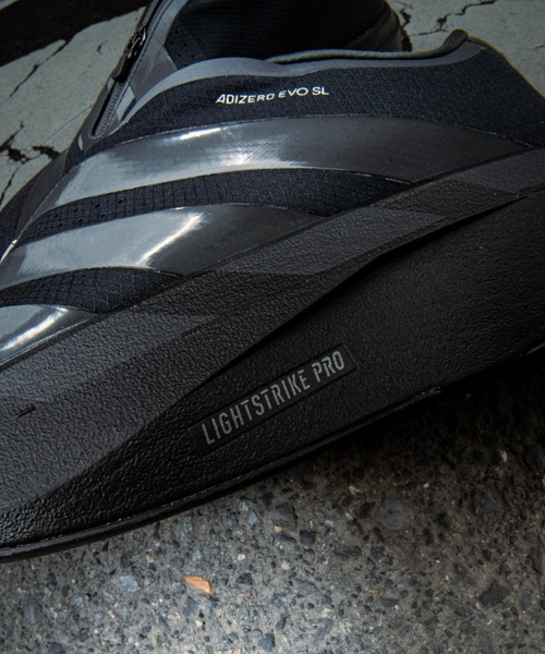 adidas(アディダス)の「adidas adizero Evo SL ZIP-UP W / アディダス アディゼロ EVO SL ジップアップ W(スニーカー・レディース・ブラック・23.0cm/23.5cm/24.0cm/24.5cm/25.0cm)」の3枚目の写真
