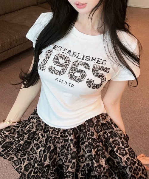 Riff(リフ)の「レオパード柄ナンバープリントTシャツ(Tシャツ/カットソー・レディース・ブラック/ホワイト・FREE)」の5枚目の写真