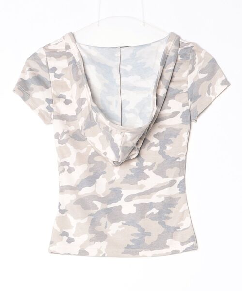NIIER NOR(ニアノア)の「A'GEM/9 × .kom 『NIIER NOR/ニーアノア』 CAMO BUTTON DOWN HOOD TEE/カモボタンフードTシャツ(Tシャツ/カットソー・レディース・グレー/ベージュ・FREE)」の21枚目の写真