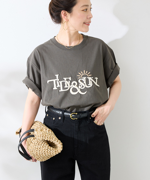 B.C STOCK(ベーセーストック)の「Tropical Embroidery Tシャツ(Tシャツ/カットソー・メンズ・ホワイト/ブラック系その他/ネイビー・LARGE/MEDIUM)」の8枚目の写真