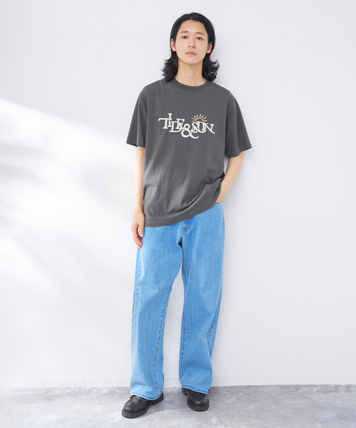 B.C STOCK(ベーセーストック)の「Tropical Embroidery Tシャツ(Tシャツ/カットソー・メンズ・ホワイト/ブラック系その他/ネイビー・LARGE/MEDIUM)」の13枚目の写真