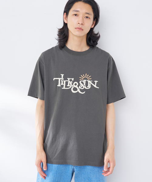 B.C STOCK(ベーセーストック)の「Tropical Embroidery Tシャツ(Tシャツ/カットソー・メンズ・ホワイト/ブラック系その他/ネイビー・LARGE/MEDIUM)」の15枚目の写真