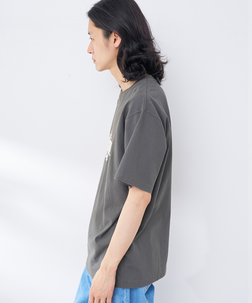B.C STOCK(ベーセーストック)の「Tropical Embroidery Tシャツ(Tシャツ/カットソー・メンズ・ホワイト/ブラック系その他/ネイビー・LARGE/MEDIUM)」の16枚目の写真