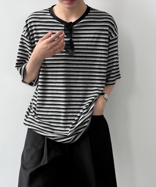 semplice(センプリチェ)の「ボーダー半袖 T シャツ(Tシャツ/カットソー・レディース・ネイビー/ブラック・F)」の1枚目の写真
