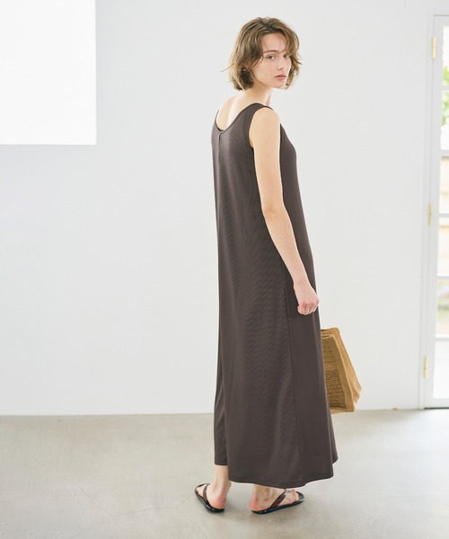 coca(coca)(コカ)の「\速乾・防シワ/リブボタンワンピース(ワンピース・レディース・ブラック/ブラウン・L/M/S)」の6枚目の写真