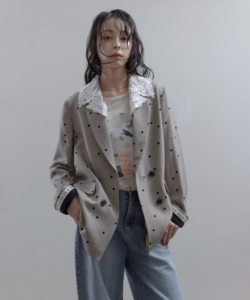 Eimee Law(エイミーロウ)の「ドットフロッキー レースカラー テーラードダブルジャケット(テーラードジャケット・レディース・ベージュ/ブラック/カーキ・FREE)」の19枚目の写真