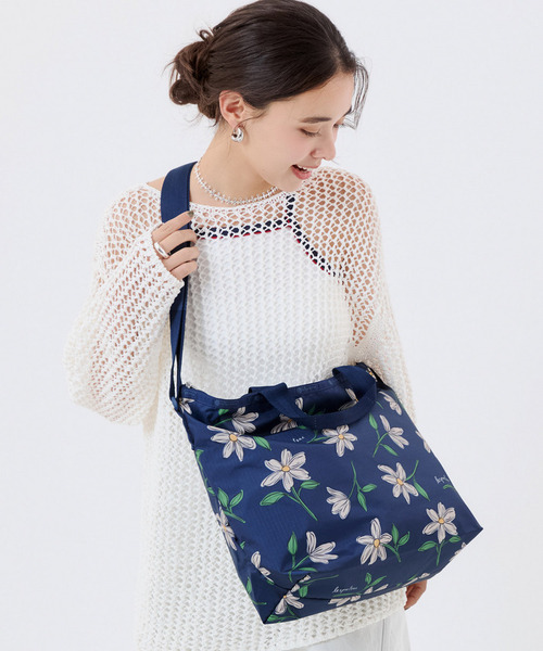DELUXE EASY CARRY TOTE フローラルブルームズネイビー（トートバッグ