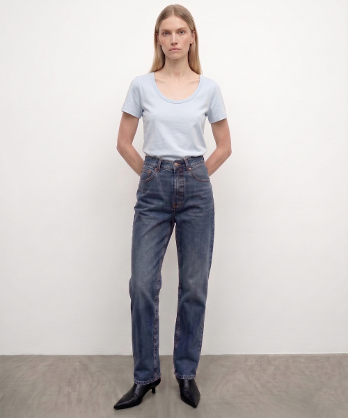 KIMDOH（キムド）の「Luna Cotton T-shirt（Tシャツ/カットソー・レディース・ブラック/ライトグレー/ホワイト/スカイブルー/ネイビー/アイボリー・FREE）」の11枚目の写真