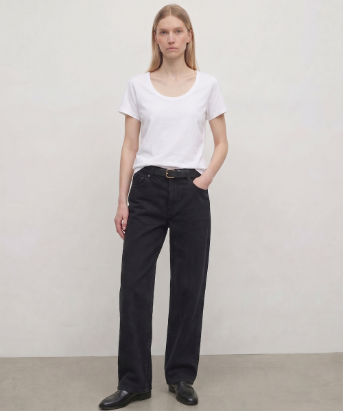 KIMDOH（キムド）の「Luna Cotton T-shirt（Tシャツ/カットソー・レディース・ブラック/ライトグレー/ホワイト/スカイブルー/ネイビー/アイボリー・FREE）」の12枚目の写真