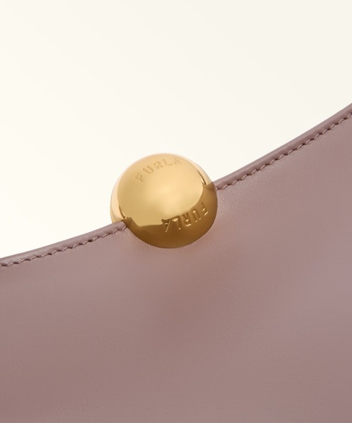 FURLA(フルラ)の「フルラ スフェラ ソフト (Furla Sfera Soft) バケットバッグ(ショルダーバッグ・レディース・グレイッシュベージュ/ブラック/オリーブ・ONE SIZE)」の10枚目の写真