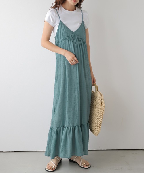 AMELY（エミリー）の「バックリボン ジャガード キャミワンピース（ワンピース・レディース・ネイビー/ブルー/ブラウン/ブラック・フリー）」の4枚目の写真
