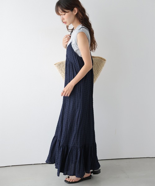 AMELY（エミリー）の「バックリボン ジャガード キャミワンピース（ワンピース・レディース・ネイビー/ブルー/ブラウン/ブラック・フリー）」の13枚目の写真
