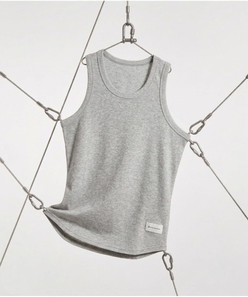 MODE COMMUTER（モードコミューター）の「[MC by HIDETAKA FUKUZONO  COLLECTION] TANK TOP（タンクトップ・メンズ・グレー/サックスブルー/ベージュ・MEDIUM/LARGE）」の2枚目の写真