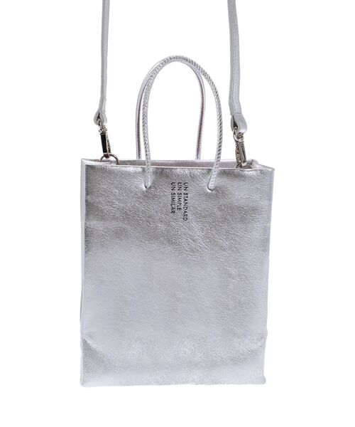 UN3D.(アンスリード)の「【UNKNOWN PRODUCTS】LEATHER PAPER BAG(ショルダーバッグ・レディース・シルバー/ブルー・FREE)」の17枚目の写真