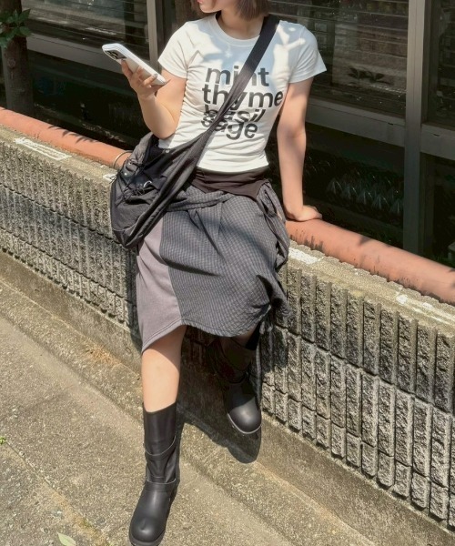 Chikashitsu +（チカシツプラス）の「【Chikashitsu +】herb logo baby tee (4color) / 【チカシツプラス】ハーブロゴコンパクト半袖Tシャツ（Tシャツ/カットソー・レディース・ブラック/グレー/ミント/ホワイト・ONE SIZE）」の17枚目の写真