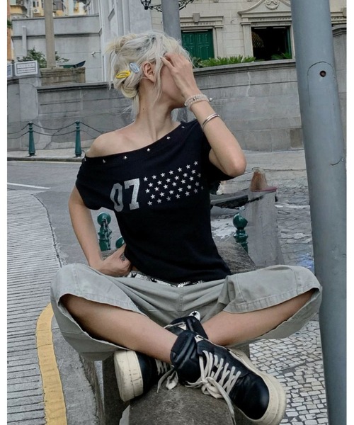 FUNdaysion（ファンデイション）の「07スタースタッズオフショルTシャツ（Tシャツ/カットソー・レディース・ブラック/ピンク・M）」の14枚目の写真