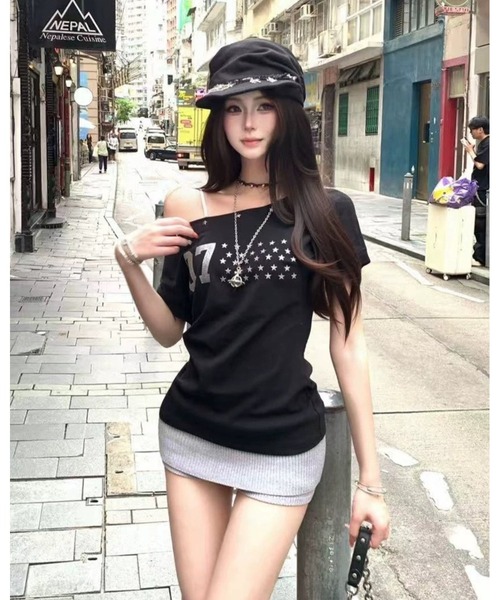 FUNdaysion(ファンデイション)の「07スタースタッズオフショルTシャツ(Tシャツ/カットソー・レディース・ブラック/ピンク・M)」の21枚目の写真