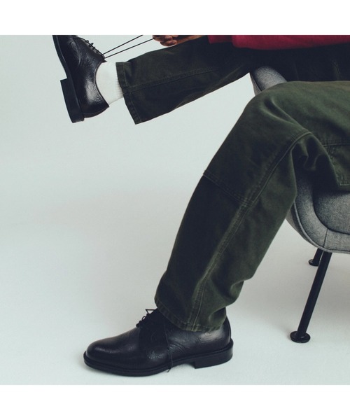 The Kenford Fineshoes(ケンフォードファインシューズ)の「CLASSIC PLAIN TOE BLACK PAISLEY(ドレスシューズ・メンズ・ブラック・27)」の2枚目の写真