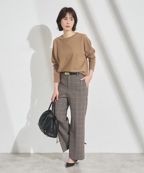 INDIVI(インディヴィ)の「【選べる6色/ストレッチ◎】きれいめドルマンスリーブニット(ニット/セーター・レディース・イエロー/ブルー系その他/オフホワイト/ブラック/キャメル/ライトオレンジ系・38/13/05/19/15 /34)」の21枚目の写真