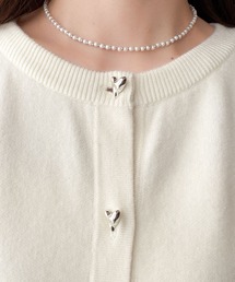 mily bilet（ミウィビレット）の「【mily bilet】きらめくハートで甘さをひとさじ。ハート釦ギャザースリーブもちもちカーディガン(ドット 無地)（カーディガン/ボレロ）」