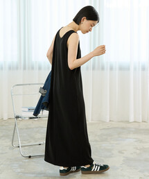 リブノースリーブワンピース