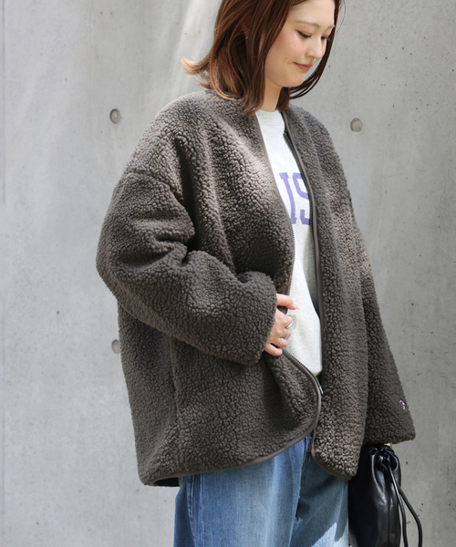 Champion（チャンピオン）の「《追加》別注【Champion/チャンピオン】ボアフリースジャケット（ブルゾン・レディース・チャコールグレー/ブラウン・FREE）」の9枚目の写真