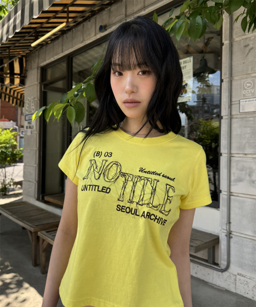 UNTITLED SEOUL(アンタイトル ソウル)の「アンタイトル フレイド エンブロイダリー クロップ 半袖 イエロー(Tシャツ/カットソー・レディース・その他・MEDIUM/SMALL)」の4枚目の写真