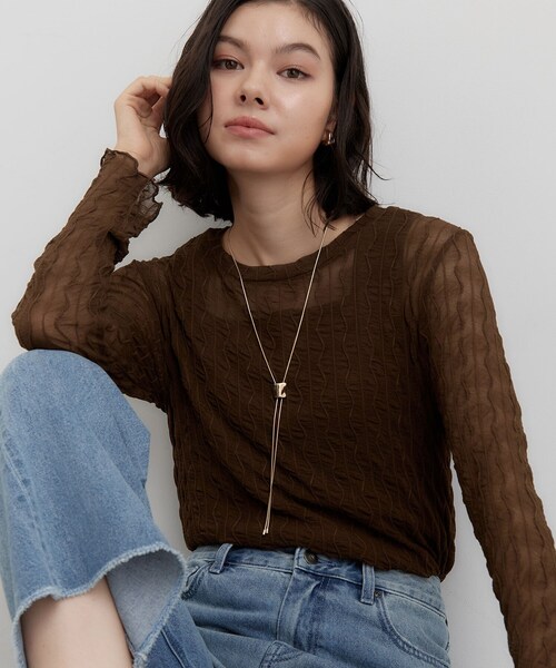 THE SHOP TK (ザ ショップ ティーケー )の「クリンクルシアークルーネックカットソー(Tシャツ/カットソー・レディース・ブラック/ダークブラウン/サックスブルー/アイボリー・12/13)」の3枚目の写真