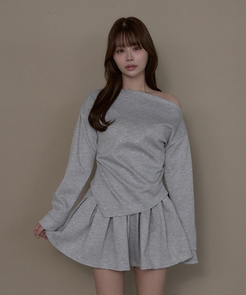 M DOLLY(エムドリー)の「Drape macy setup / ドレープメイシーセットアップ(セットアップ・レディース・ブラック/グレー・M/S)」の1枚目の写真