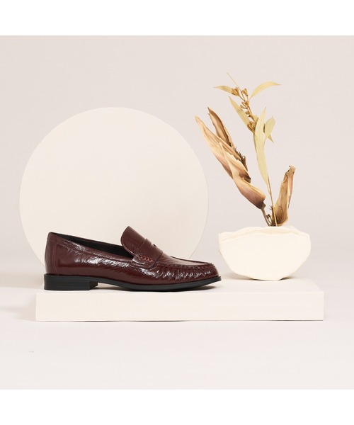 Clarks(クラークス)の「Alixea Walk/アリクシアウォーク(バーガンディパテント)(ローファー・レディース・バーガンディー・UK4/UK3/UK6/UK5)」の19枚目の写真