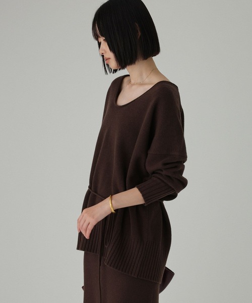 BABYLONE(バビロン)の「Vネックドロストニット<セットアップ対応>(ニット/セーター・レディース・チャコール/ベビーピンク/ブラウン・フリー)」の19枚目の写真