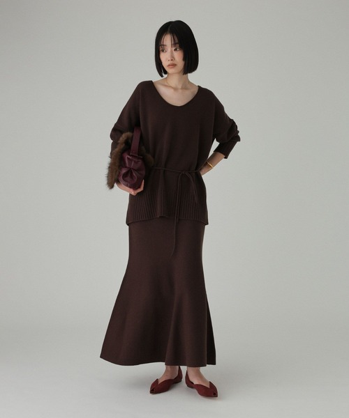 BABYLONE(バビロン)の「Vネックドロストニット<セットアップ対応>(ニット/セーター・レディース・チャコール/ベビーピンク/ブラウン・フリー)」の21枚目の写真