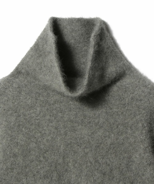 COLUMN(コラム)の「COLUMN / フォックスカシミアファー ショートニット<PERMANENT>(ニット/セーター・レディース・アイボリー/ネイビー/グレー・FREE)」の6枚目の写真