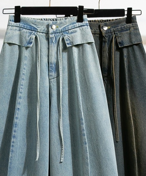 AMAJI(アマジ)の「バレル デニムパンツ(デニムパンツ・レディース・ブルー/ライトブルー・LARGE/X-LARGE)」の4枚目の写真
