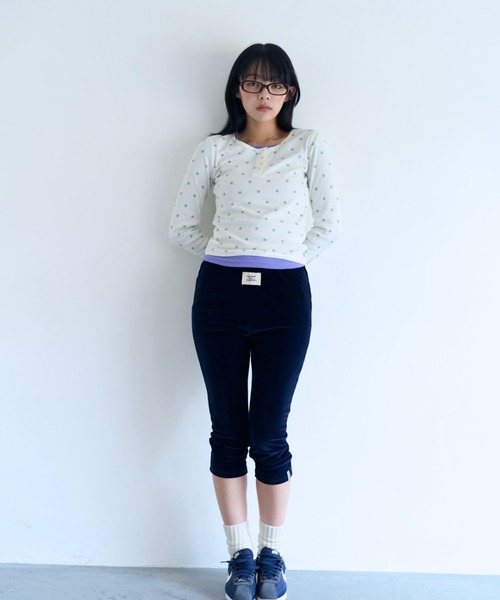 common gull products.(コモンガルプロダクツ)の「薄暮のベロアカプリパンツ(その他パンツ・レディース・ネイビー/ボルドー/マスタード・MEDIUM/SMALL/LARGE)」の6枚目の写真