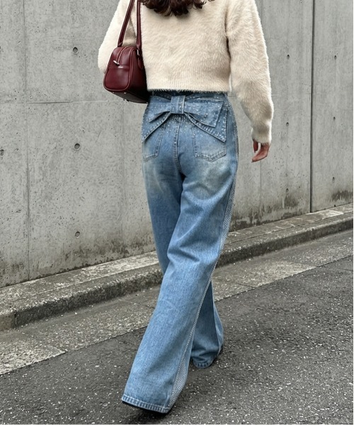 Rejoule(リジュール)の「バッグリボン ラインストーンデニムパンツ(デニムパンツ・レディース・ライトブルー・M/S)」の5枚目の写真