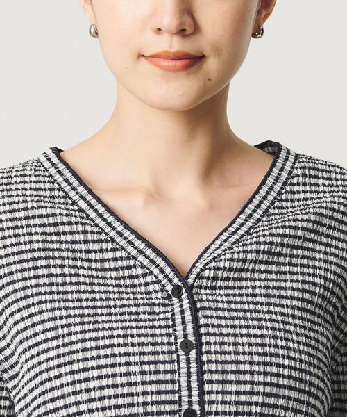 BEAUTY&YOUTH UNITED ARROWS(ビューティーアンドユースユナイテッドアローズ)の「ソリッド&チェック Vネック カーディガン(カーディガン/ボレロ・レディース・ホワイト/ブラック/ライトブルー・FREE)」の10枚目の写真