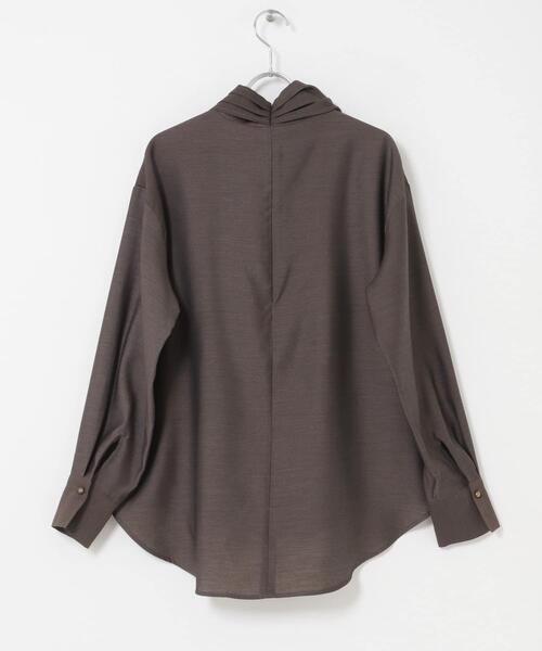 URBAN RESEARCH ROSSO WOMEN(アーバンリサーチ ロッソ)の「タイデザインセミシアーブラウス(シャツ/ブラウス・レディース・ライトブルー/チャコールグレー/オフホワイト・FREE)」の15枚目の写真