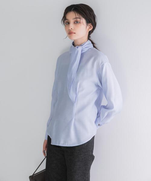 URBAN RESEARCH ROSSO WOMEN(アーバンリサーチ ロッソ)の「タイデザインセミシアーブラウス(シャツ/ブラウス・レディース・ライトブルー/チャコールグレー/オフホワイト・FREE)」の9枚目の写真