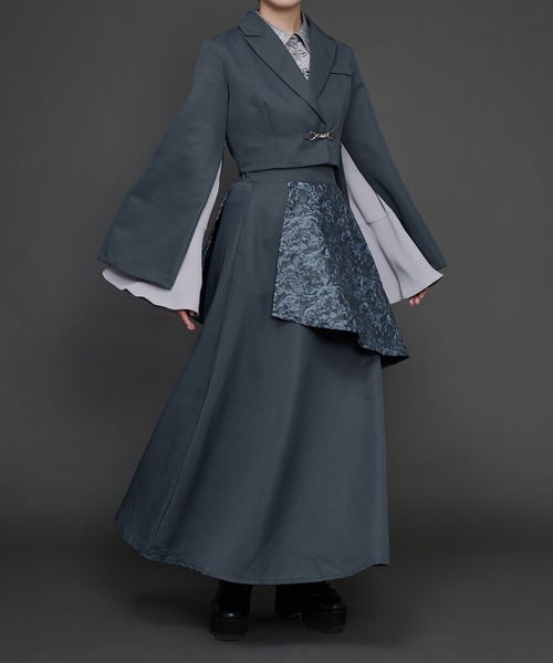 Ellno de Mavie（エルノデメヴィ）の「2wayメタルバックルジャケット/SETUP対応（テーラードジャケット・レディース・ブラック/ブルーグレー・FREE）」の7枚目の写真