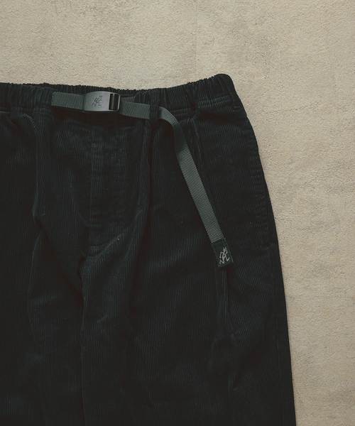 Gramicci(グラミチ)の「GRAMICCI / グラミチ 別注 11W コーデュロイ ワイドパンツ(その他パンツ・メンズ・パープル/ブラック/ライトグレー/ネイビー・MEDIUM/LARGE)」の6枚目の写真