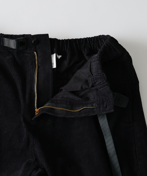 Gramicci(グラミチ)の「GRAMICCI / グラミチ 別注 11W コーデュロイ ワイドパンツ(その他パンツ・メンズ・パープル/ブラック/ライトグレー/ネイビー・MEDIUM/LARGE)」の18枚目の写真