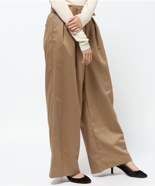 laboratory work(ラボラトリーワーク)の「ベルト付き ツイルワイドパンツ(その他パンツ・レディース・キャメル/ベージュ/ブラック・MEDIUM)」の13枚目の写真