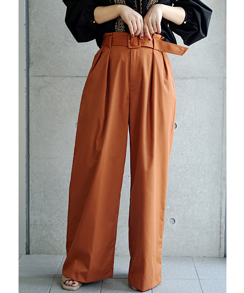 laboratory work(ラボラトリーワーク)の「ベルト付き ツイルワイドパンツ(その他パンツ・レディース・キャメル/ベージュ/ブラック・MEDIUM)」の21枚目の写真