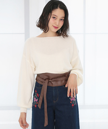 カシミアタッチボートネックニット
