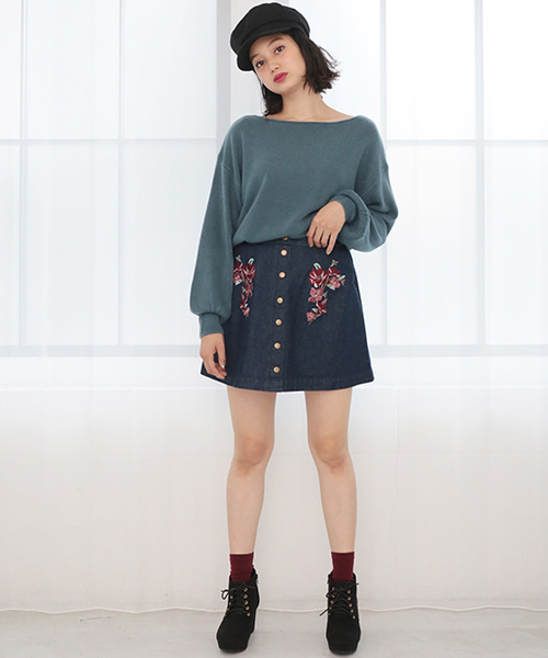 one after another NICE CLAUP（ワンアフターアナザーナイスクラップ）の「カシミアタッチボートネックニット（ニット/セーター・レディース・ブラック/アイボリー/グリーン/レッド/ライトグレー・FREE）」の14枚目の写真