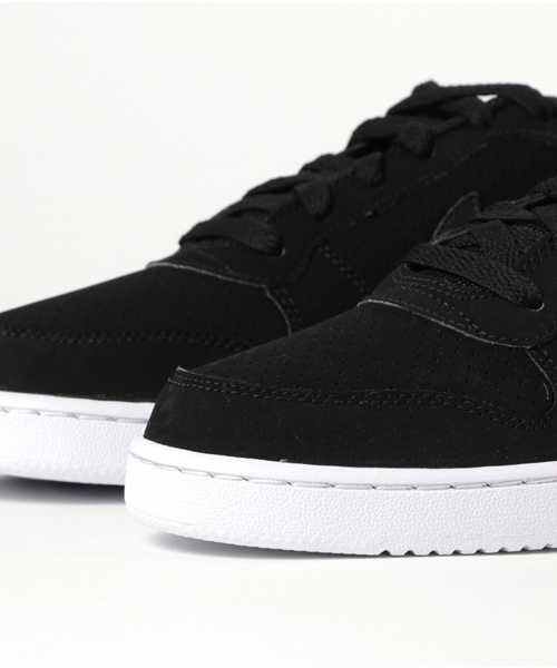 NIKE（ナイキ）の「【NIKE】ナイキ ウィメンズコートバーロウ LOW SL            （スニーカー・レディース・ブラック/ホワイト・24.5cm/23.5cm）」の6枚目の写真