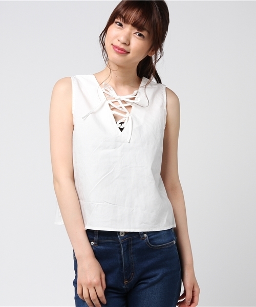 COLONY 2139（コロニートゥーワンスリーナイン）の「ﾀｲﾌﾟﾗｲﾀｰﾚｰｽｱｯﾌﾟプルオーバー（タンクトップ・レディース・オフホワイト/ネイビー/イエロー・FREE）」の11枚目の写真