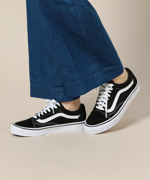 VANS（バンズ）の「＜VANS（バンズ）＞∴OLD SKOOL オールドスクールスニーカー（スニーカー・レディース・ブラック・4h/5h/6/6h/5）」の2枚目の写真