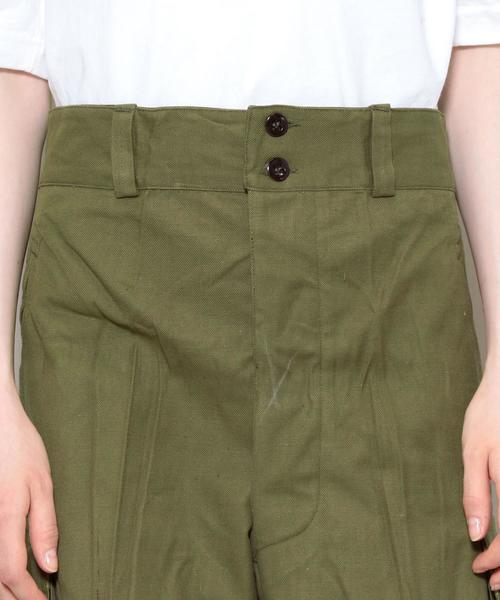 BEAUTY&YOUTH UNITED ARROWS（ビューティーアンドユースユナイテッドアローズ）の「＜DEAD STOCK＞FRENCH M 14M-47 PANTS/ﾊﾟﾝﾂ. ◆（その他パンツ・レディース・オリーブ・35）」の2枚目の写真
